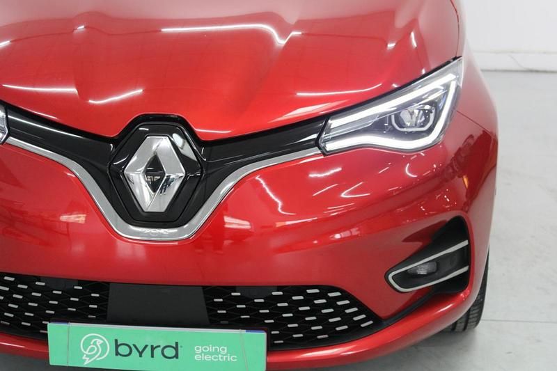 Usado Renault Zoe Techno 99 kW (135 HP) 2022 Vermelho Citadino