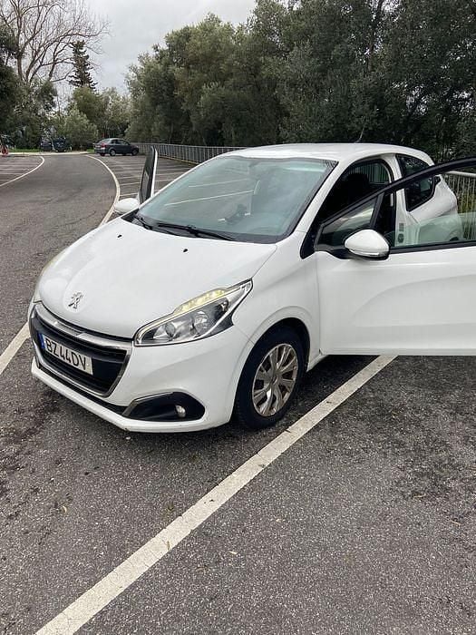Usado Peugeot 208 90 HP (66 kW) 2016 Citadino