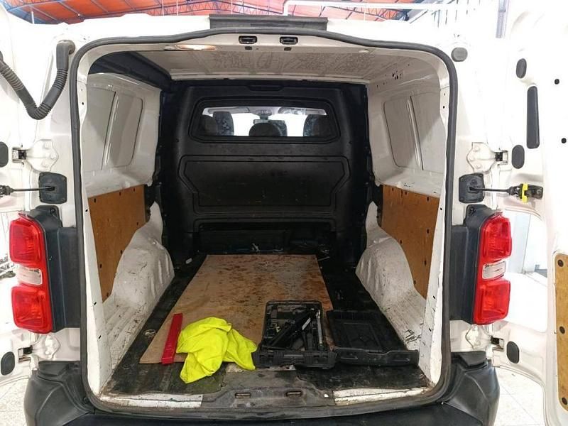 Usado Peugeot Expert Premium 122 HP (89 kW) 2018 Branco Van