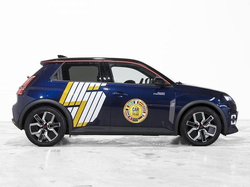 Usado Renault 5 E-Tech 110 kW (150 HP) 2025 Azul
