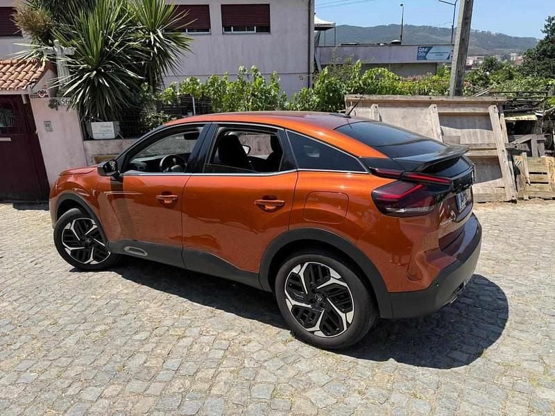 Outra Usado 2021 Citroën C4 PureTech Citadino | € 17.000 (Bom preço) - Imagem 1/4