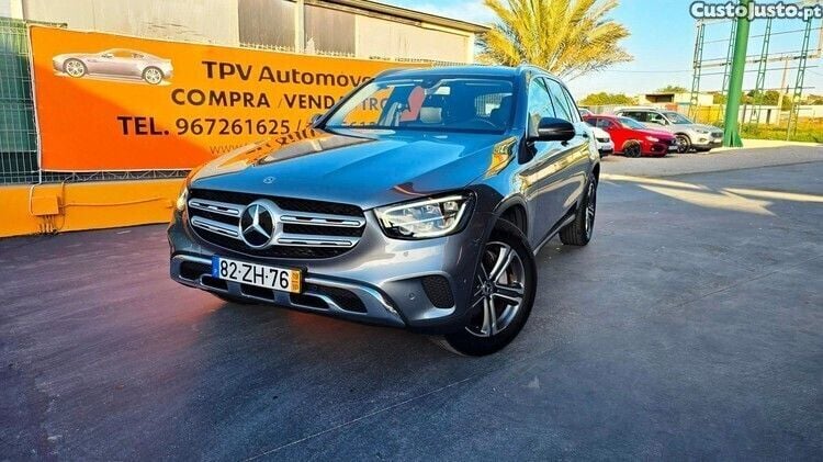 Cinza Usado 2019 Mercedes GLC220 Edition SUV | € 44.950 (Bom preço) - Imagem 1/1