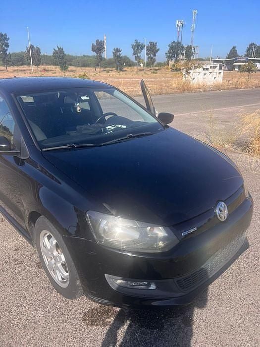 Usado 2011 VW Polo Sedan | € 7.000 (Preço justo) - Imagem 1/4