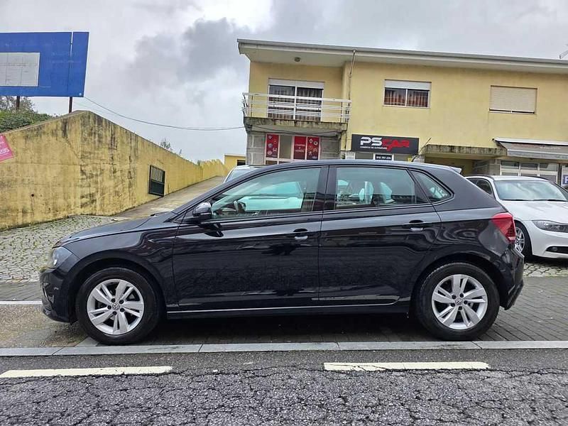 Usado VW Polo 75 HP (55 kW) 2018 Preto Citadino