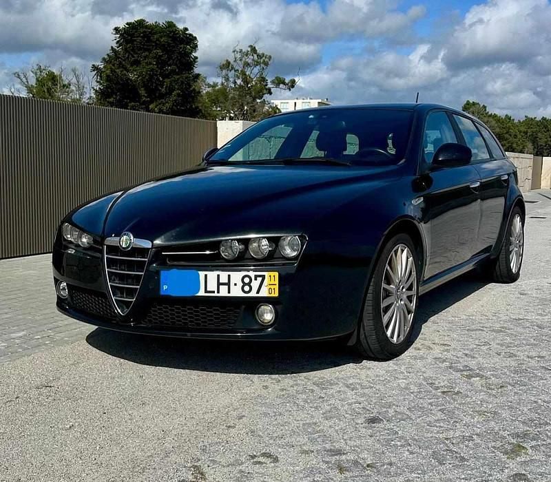 Preto Usado 2011 Alfa Romeo 159 Carrinha | € 8.500 - Imagem 1/4
