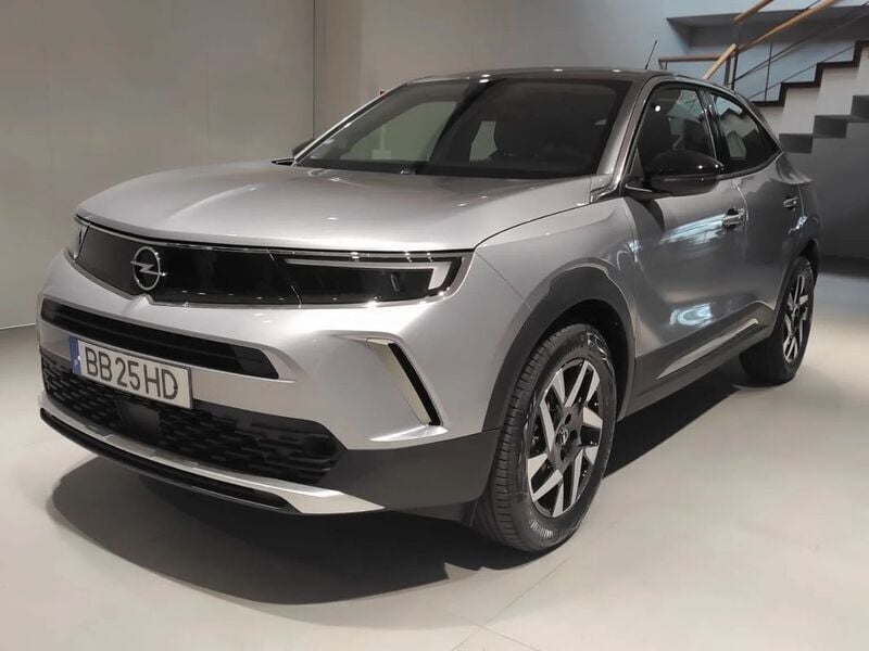 Cinzento Usado 2023 Opel Mokka-e Elegance SUV | € 24.900 (Preço justo) - Imagem 1/4