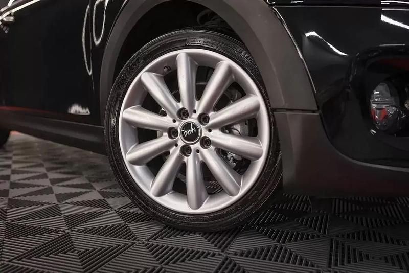 Usado Mini Cooper Coupé 110 HP (80 kW) 2015 Preto Coupé