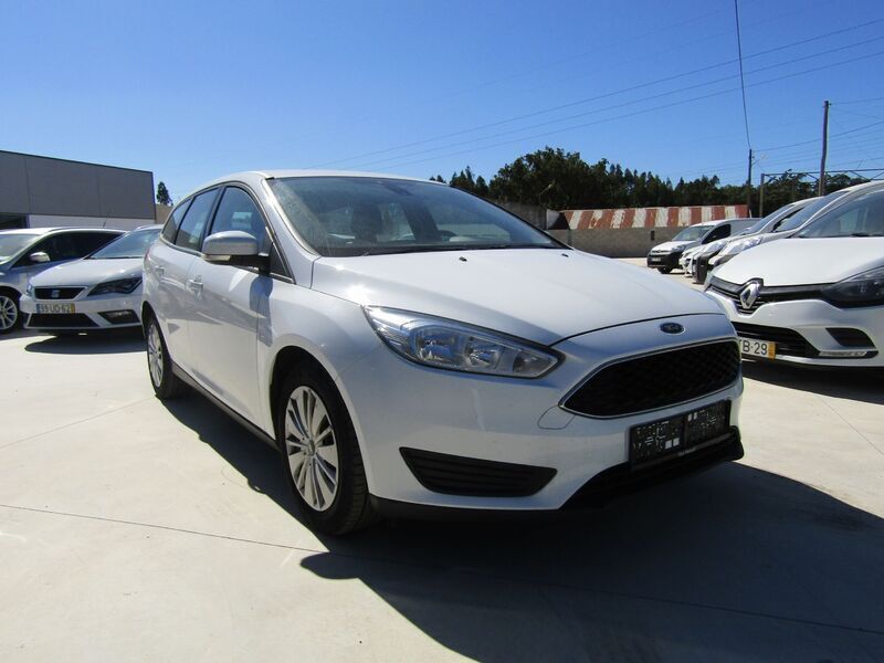 Usado Ford Focus Trend+ 120 HP (88 kW) 2016 Branco Carrinha