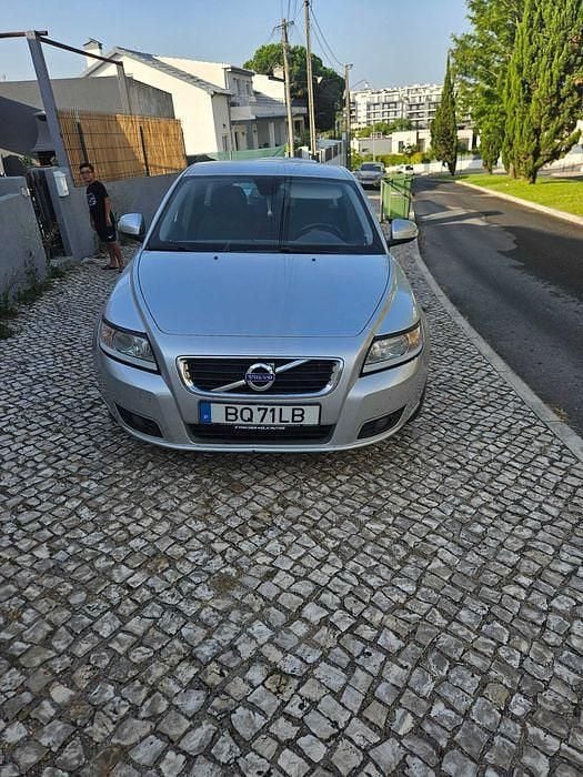 Usado 2011 Volvo V50 Carrinha | € 3.600 - Imagem 1/4