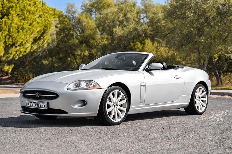 Usado Jaguar XK 258 HP (189 kW) 2010 Cinza Cabrios