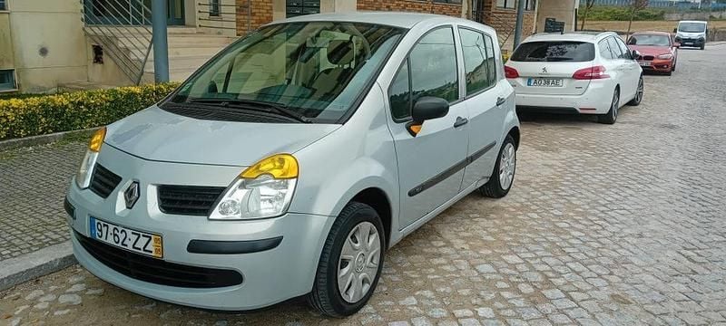 Usado 2005 Renault Modus Monovolume | € 3.500 (Preço elevado) - Imagem 1/4