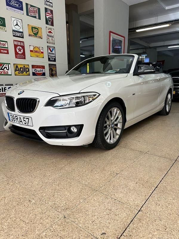 Usado BMW 218 150 HP (110 kW) 2016 Branco Cabrios