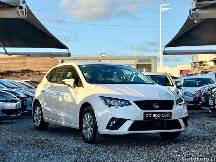 Branco Usado 2022 Seat Ibiza Style Citadino | € 15.900 (Preço justo) - Imagem 1/1
