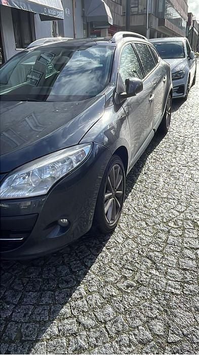Usado Renault Mégane III 110 HP (80 kW) 2011 Sedan