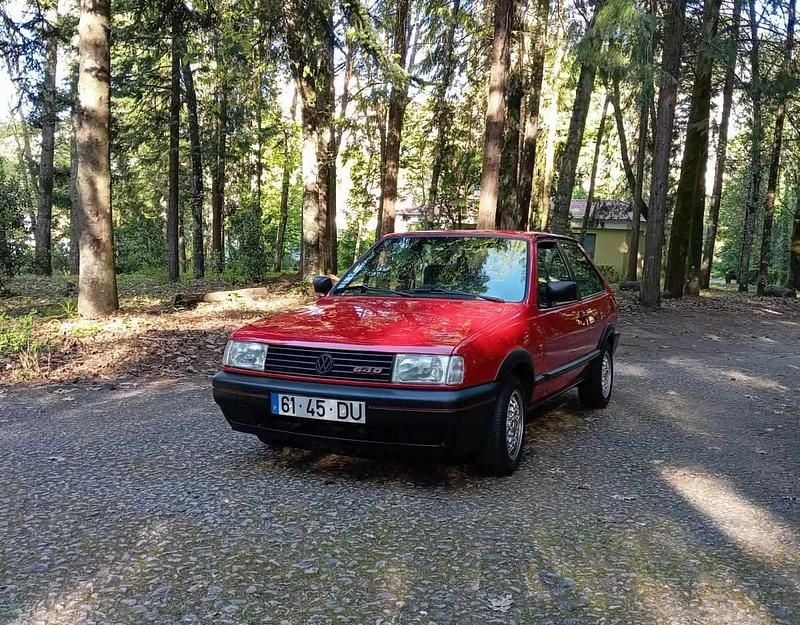 Vermelho Usado 1994 VW Polo Coupé | € 12.500 - Imagem 1/4