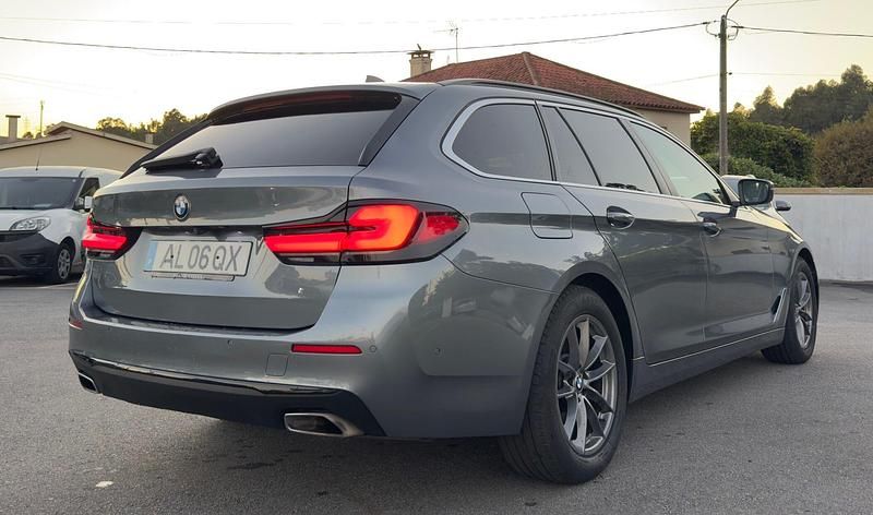 Usado BMW 520 Luxury Line 190 HP (139 kW) 2021 Cinza Carrinha