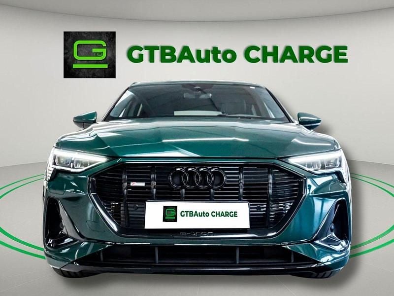 Verde Usado 2022 Audi e-tron S-Line SUV | € 45.999 (Caro) - Imagem 1/4