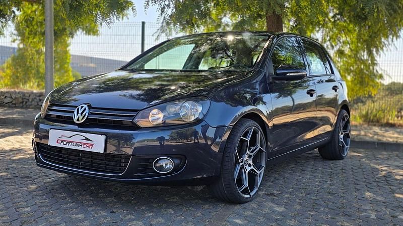 Cinza Usado 2010 VW Golf VI Citadino | € 10.990 (Preço elevado) - Imagem 1/4