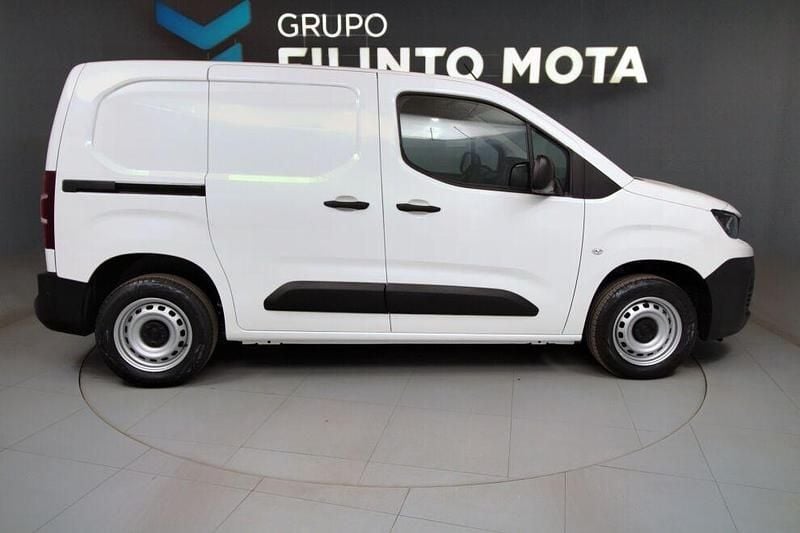 Branco Usado 2021 Peugeot Partner Van | € 11.990 (Bom preço) - Imagem 1/4