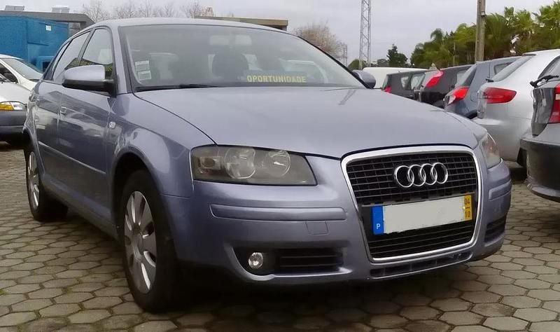 Cinzento Usado 2004 Audi A3 Ambiente Carrinha | € 8.200 (Preço justo) - Imagem 1/3