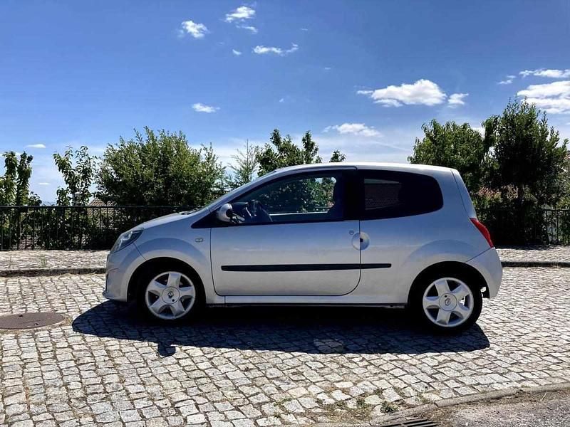 Usado Renault Twingo 76 HP (55 kW) 2008 Cinzento Citadino