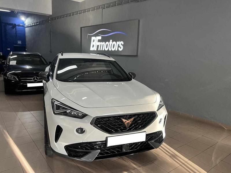 Branco Usado 2021 Cupra Formentor SUV | € 25.800 (Super Preço) - Imagem 1/4