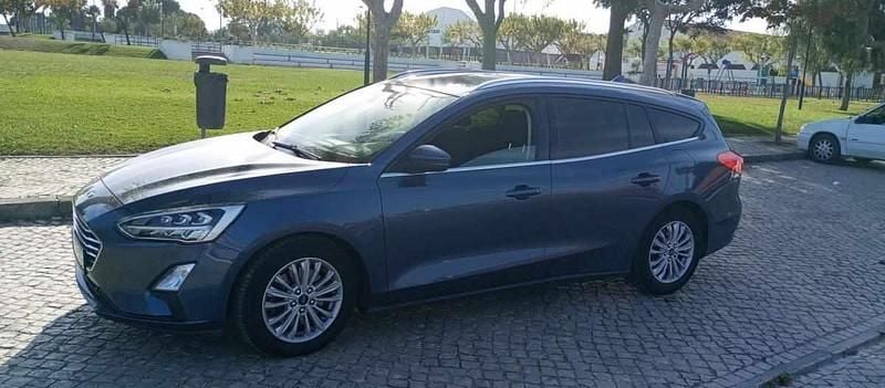 Usado Ford Focus 120 HP (88 kW) 2019 Azul Citadino