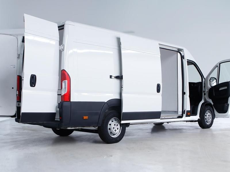 Usado Citroën Jumper 140 HP (102 kW) 2021 Branco Monovolume