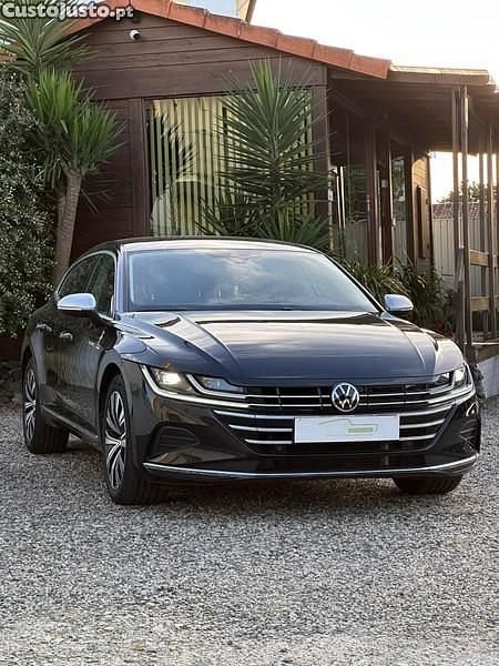 Usado VW Arteon 218 HP (160 kW) 2021 Preto Carrinha