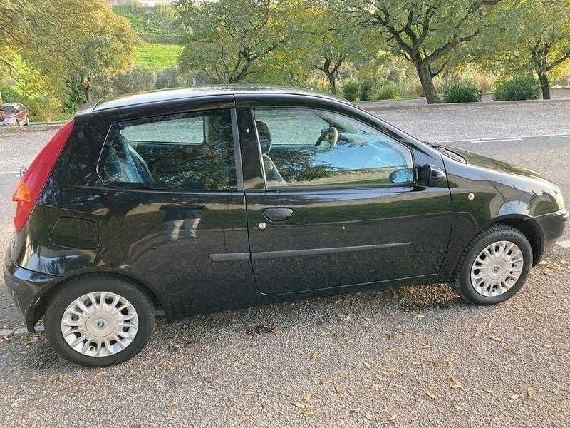 Usado 2000 Fiat Punto Citadino | € 1.500 (Preço justo) - Imagem 1/4