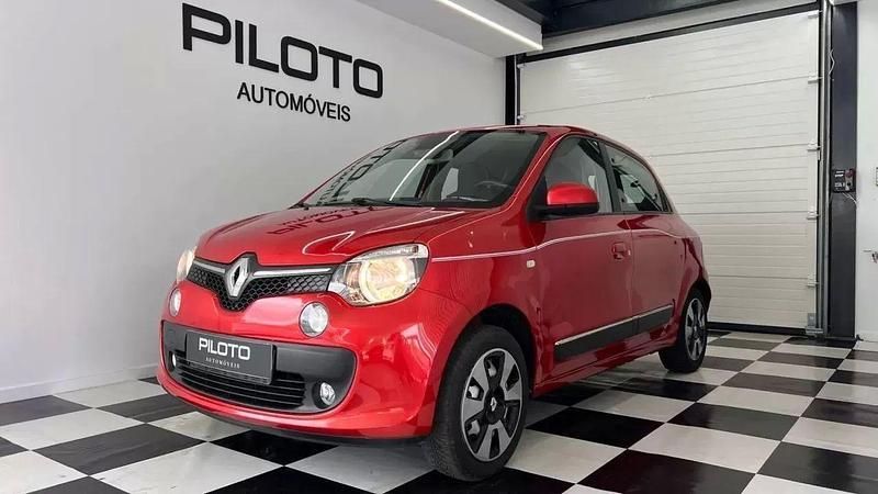 Vermelho Usado 2015 Renault Twingo Intens Citadino | € 8.990 (Preço justo) - Imagem 1/4