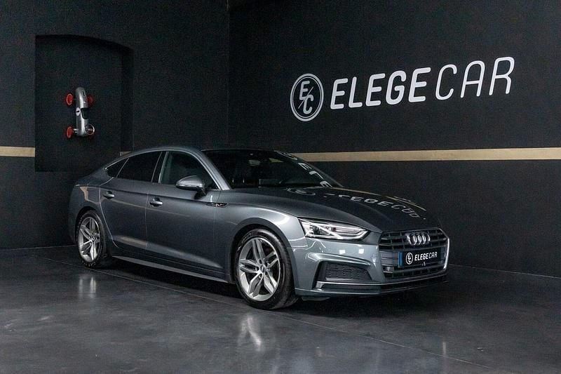 Cinza Usado 2019 Audi A5 S-Line | € 29.950 (Bom preço) - Imagem 1/4