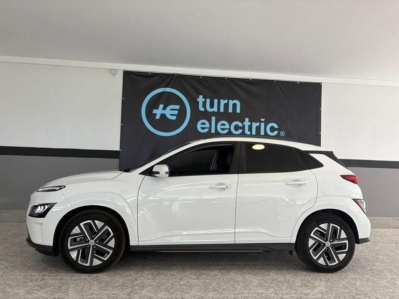 Branco Usado 2023 Hyundai Kauai SUV | € 26.500 (Preço justo) - Imagem 1/4