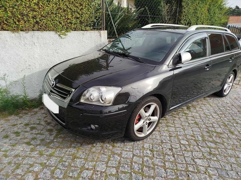 Usado 2006 Toyota Avensis T2 Sedan | € 8.000 - Imagem 1/4