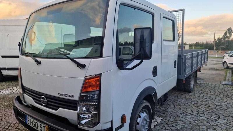 Branco Usado 2008 Nissan Cabstar Pickup | € 11.950 - Imagem 1/4