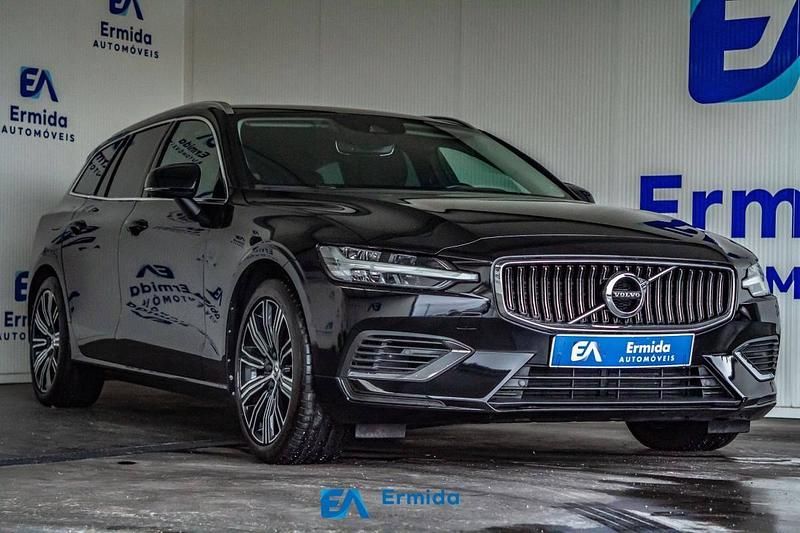 Preto Usado 2021 Volvo V60 Carrinha | € 27.500 (Preço justo) - Imagem 1/4