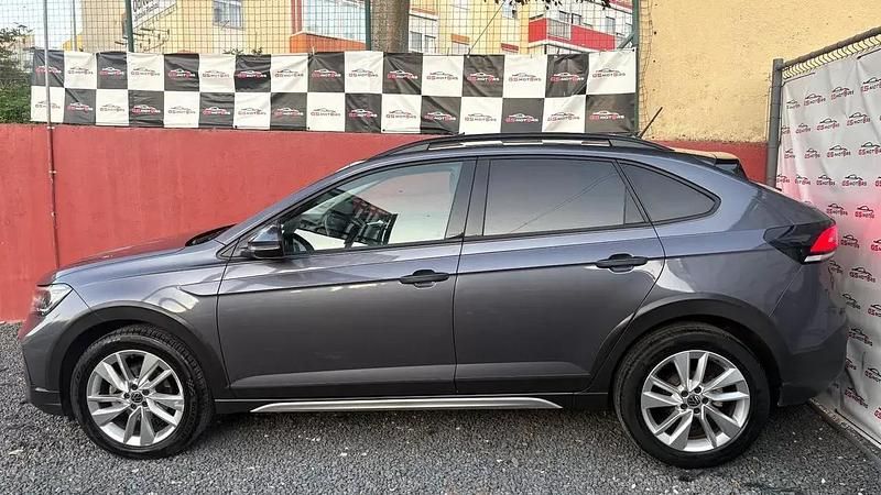 Usado VW Taigo Style 110 HP (80 kW) 2022 Cinza antracite SUV