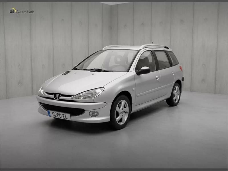 Usado Peugeot 206 90 HP (66 kW) 2005 Cinza Carrinha