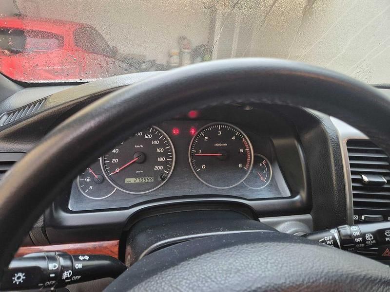 Usado Toyota Land Cruiser 164 HP (120 kW) 2003 SUV