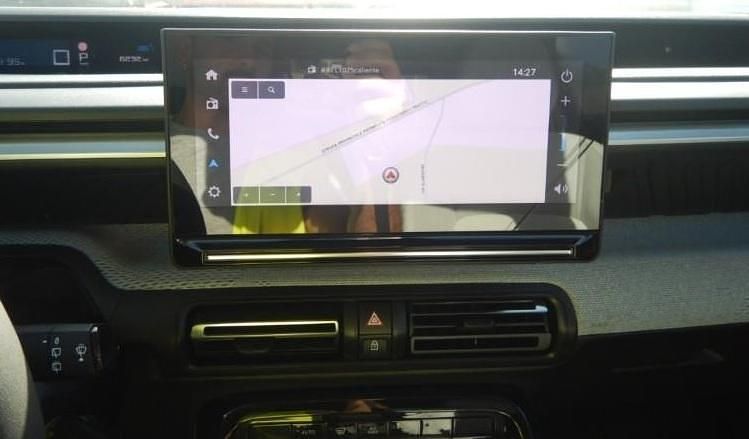 Usado Citroën e-C3 83 kW (113 HP) 2025 Cinza SUV