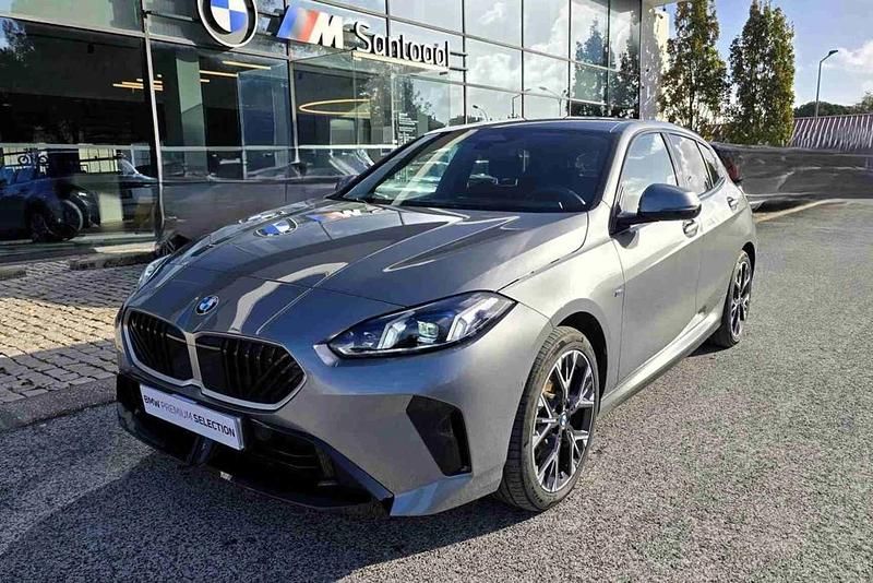 Cinzento Usado 2025 BMW 116 Performance Citadino | € 34.900 (Caro) - Imagem 1/4