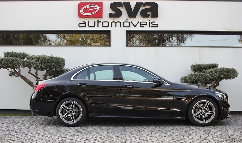Usado Mercedes C220 AMG line 194 HP (142 kW) 2018 Preto Sedan