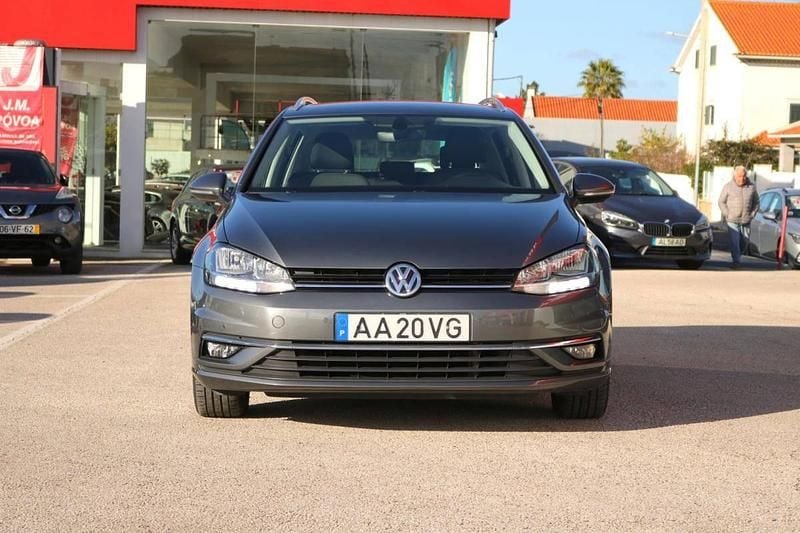Usado VW Golf VII 115 HP (84 kW) 2020 Antracite Carrinha