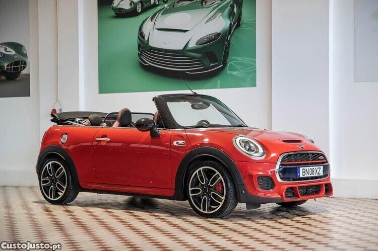 Vermelho Usado 2017 Mini John Cooper Works Coupé Coupé | € 28.000 - Imagem 1/1