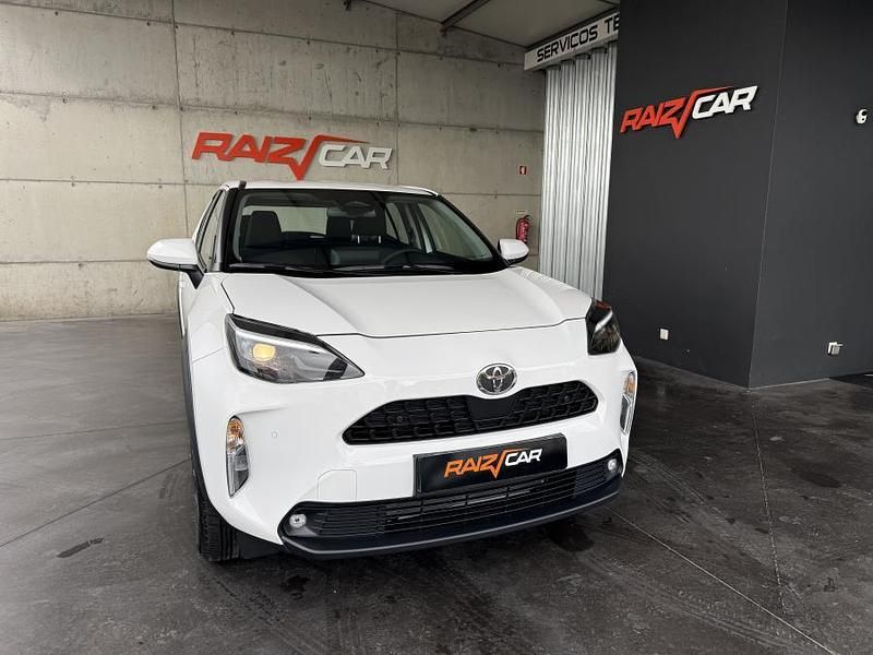 Novo Toyota Yaris Hybrid 116 HP (85 kW) 2025 Branco