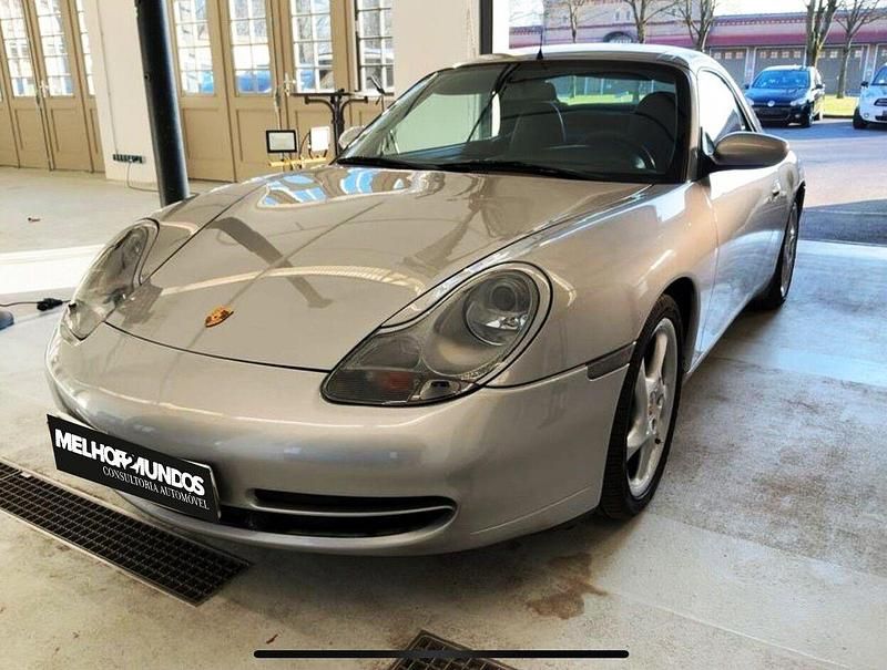 Cinza Usado 1999 Porsche 911 Carrera 4 Cabriolet Cabrios | € 38.500 - Imagem 1/4
