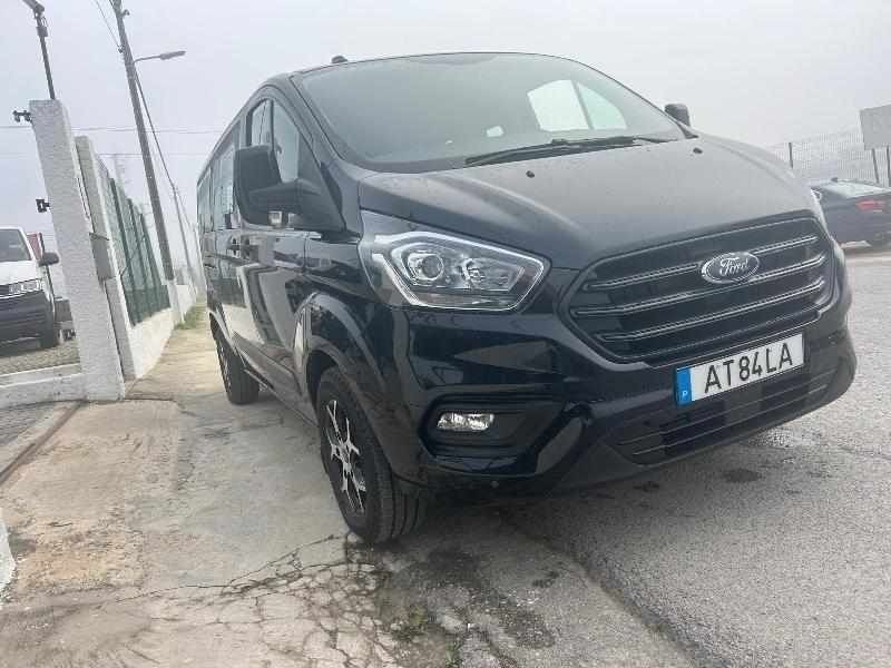 Preto Usado 2022 Ford Transit Custom | € 39.900 - Imagem 1/4