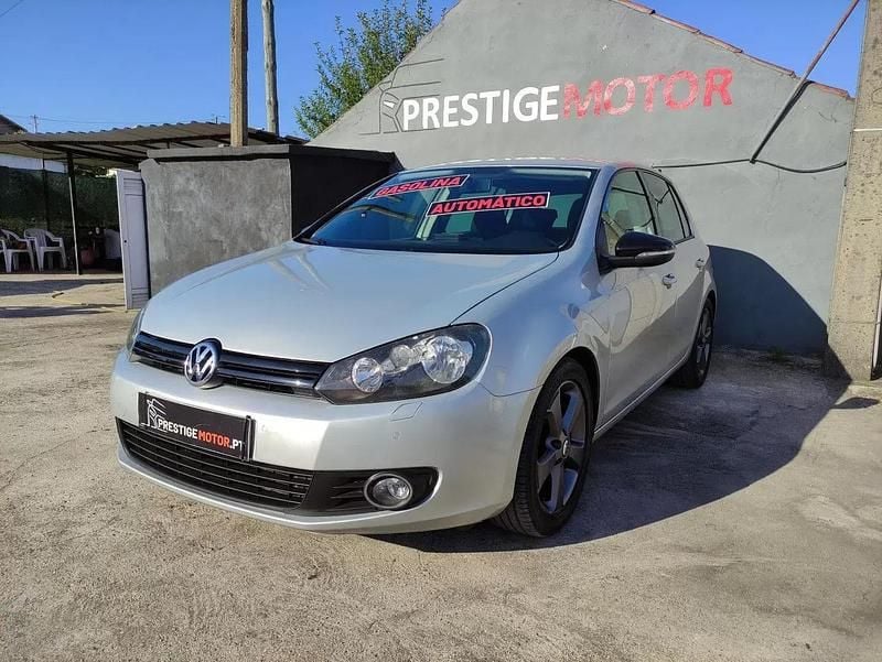 Usado VW Golf VII Cup 105 HP (77 kW) 2012 Cinza prata Citadino
