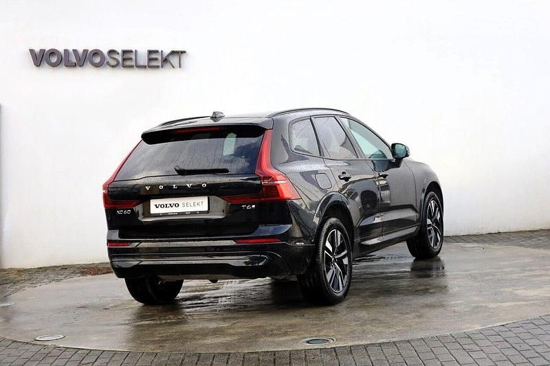 Usado Volvo XC60 Core 350 HP (257 kW) 2025 Preto SUV