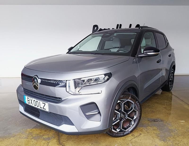 Cinza Usado 2024 Citroën C3 Citadino | € 21.500 - Imagem 1/4